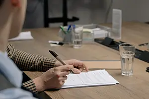 write hoa meeting minutes
